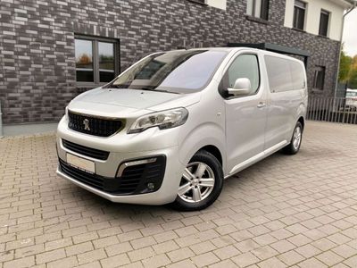 Peugeot Traveller Business L2 (9 Sitzer)