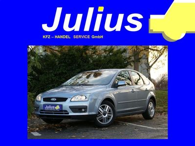 Ford Focus 1.6 Ghia KLIMAAUTO/PDC/TEMPOMAT/1.HAND