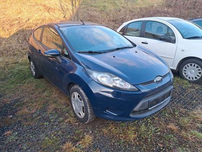 Ford Fiesta Trend Klima TÜV + Batterie NEU !!!