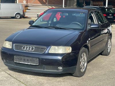 Audi A3 1.6 Ambiente/KLIMAAUTOMATIK/EL.Fenster