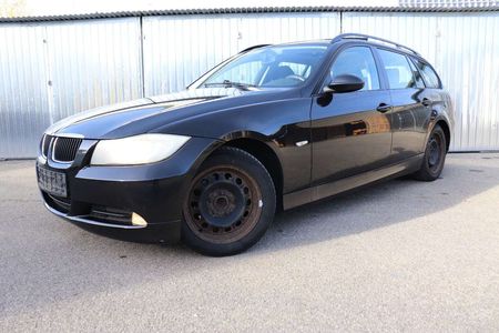 BMW 320 d TOUR.PANORAMA*SPORTSITZ*AHK*PDC*2Z-KLIMAAUT