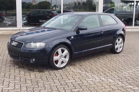 Audi A3 2.0 FSI/1.Hand/Audi Scheckheft/Xenon/18"/PDC