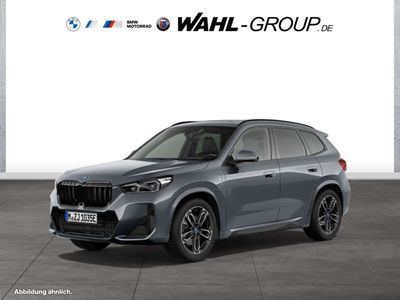 BMW X1 xDrive25e M SPORT LC PROF AHK PANO HUD HIFI HK DA