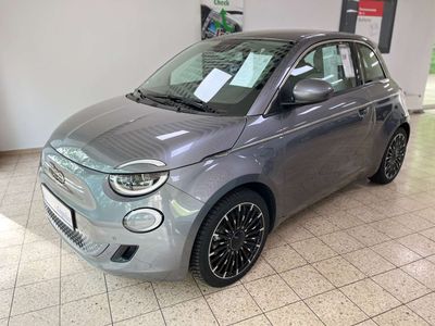 Fiat 500e 42kWh la Prima (by Bocelli)