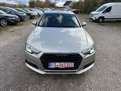 Audi A4 Lim. Virtuel Cockpit /Automatik / Schiebedach