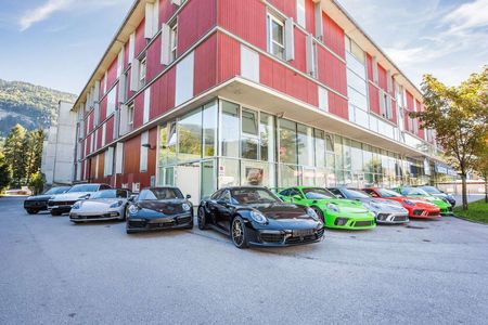 Porsche Macan 4S Facelift/eisgrau-be/Mass/1BK/14W/22