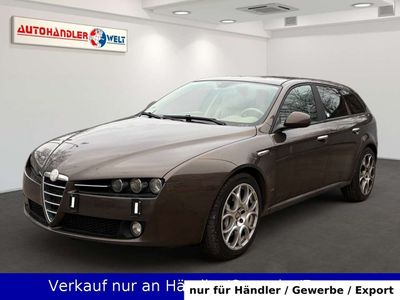 Alfa Romeo 159 Kombi 2.4 JTDM Automatik AAC Navi Leder SHZ