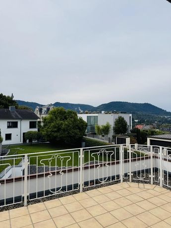 Ausblick zur Straßenseite
