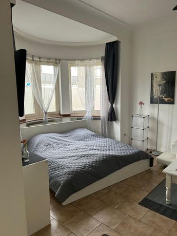 AJLv4tucFCavtWCE1jzCZ-large