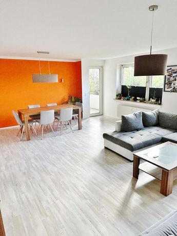 Wohn und Esszimmer