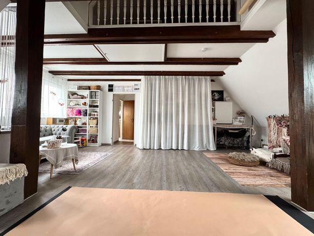 Studioblick mit Empore