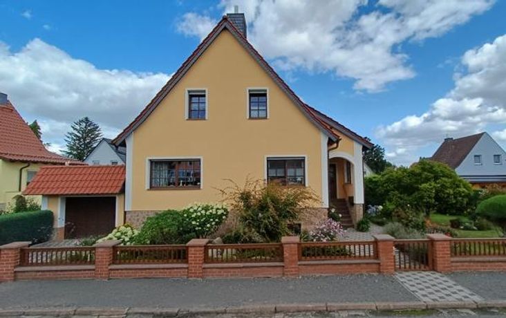 Straßenansicht