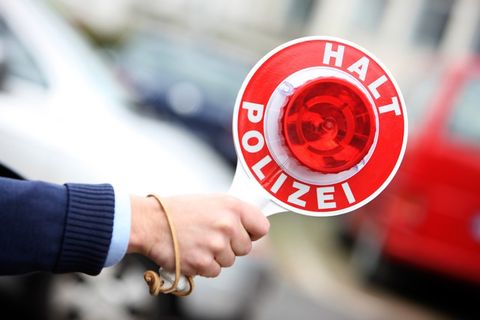 Anhaltekelle-Polizeikontrolle.jpg